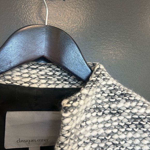 Classiques Entier XS Wool very oversized blazer in good condition- fits M - Picture 8 of 13